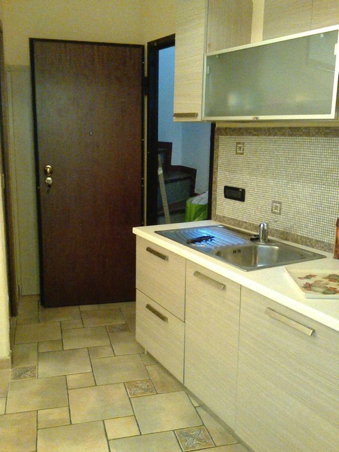 Apartmán Bilocale Nella Vecchia Citta' Di Mentone Exteriér fotografie